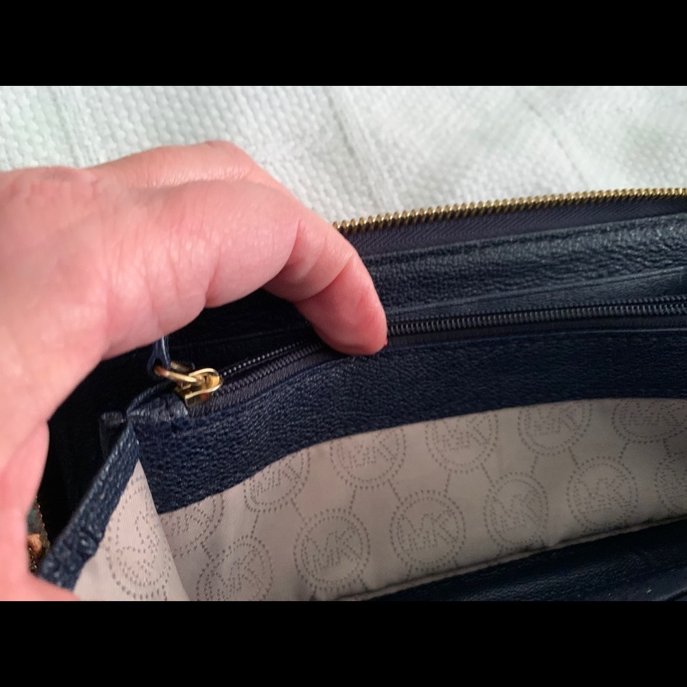 COPY - Michael Kors  wallet - Picture 4 of 8